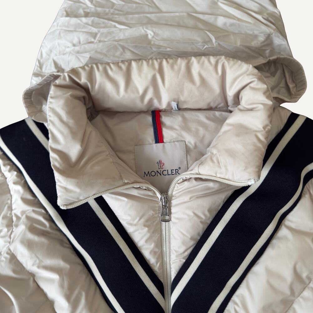 Size 2 - Moncler Men's Barrot Down Hooded Quilted Jacket - Picture 3 of 9